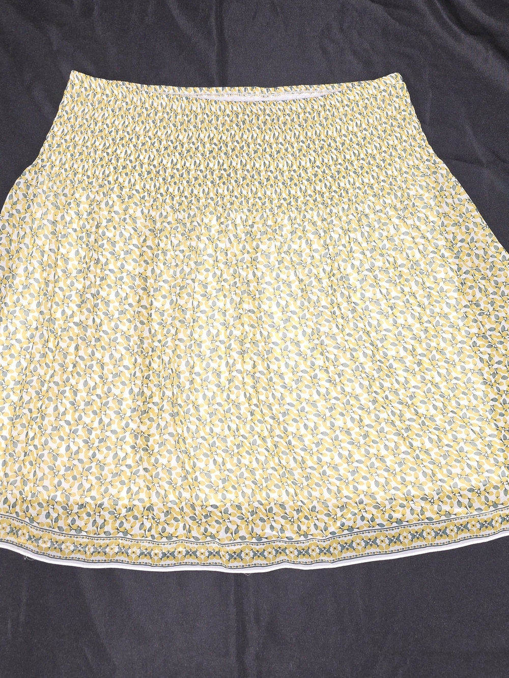 Max Studio Floral Mini Skirt in Yellow & White Size Large